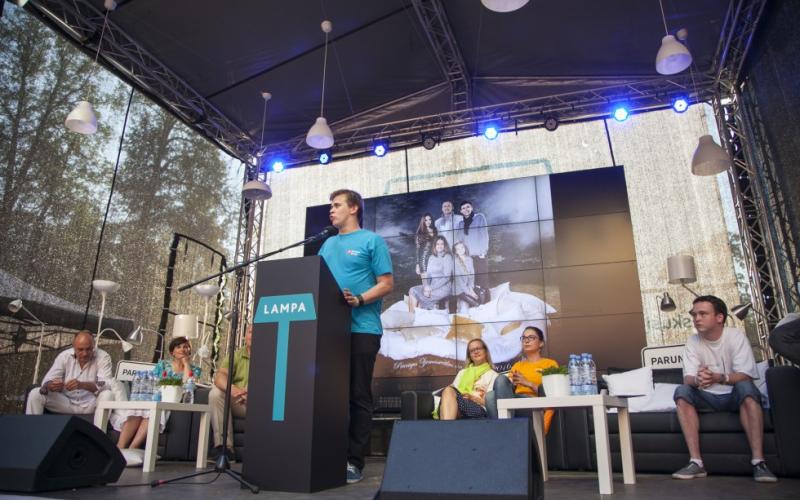 Uz LAMPAS skatuves “cepinās” Jutu Strīķi, Arti Pabriku, Jāni Rozenbergu un Igoru Pimenovu